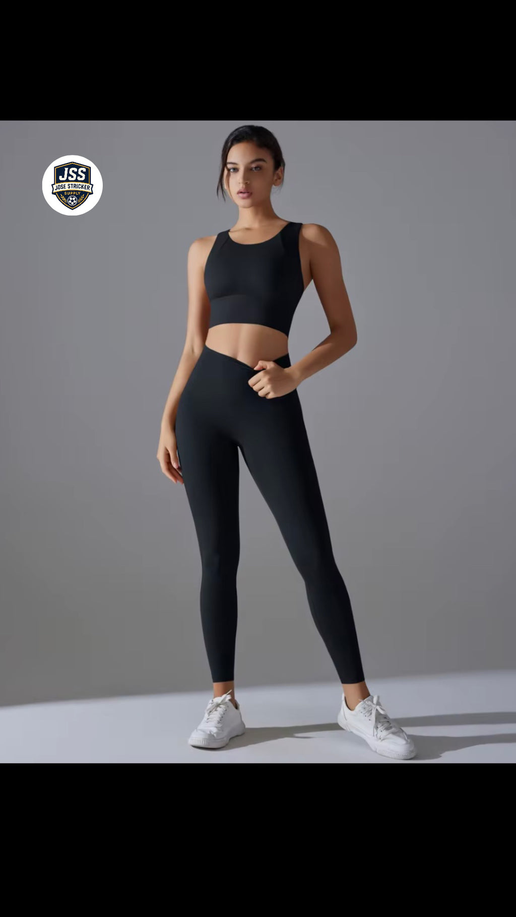 Ensemble de Yoga et de Fitness pour Femme, conçu pour le confort, la performance et la confiance en soi.