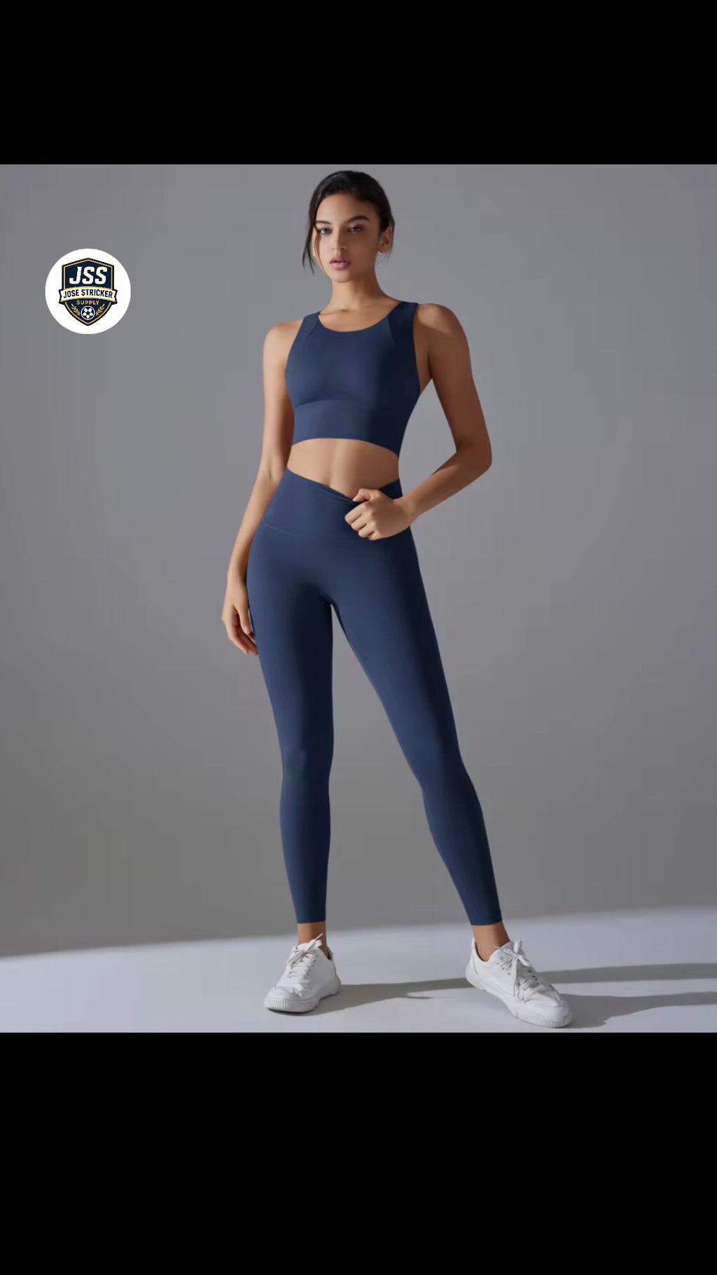 Ensemble de Yoga et de Fitness pour Femme, conçu pour le confort, la performance et la confiance en soi.